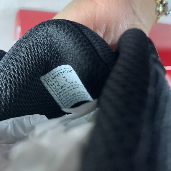 NEW Capezio Rock It Dansneaker in Black Size 4M - Picture 7 of 10